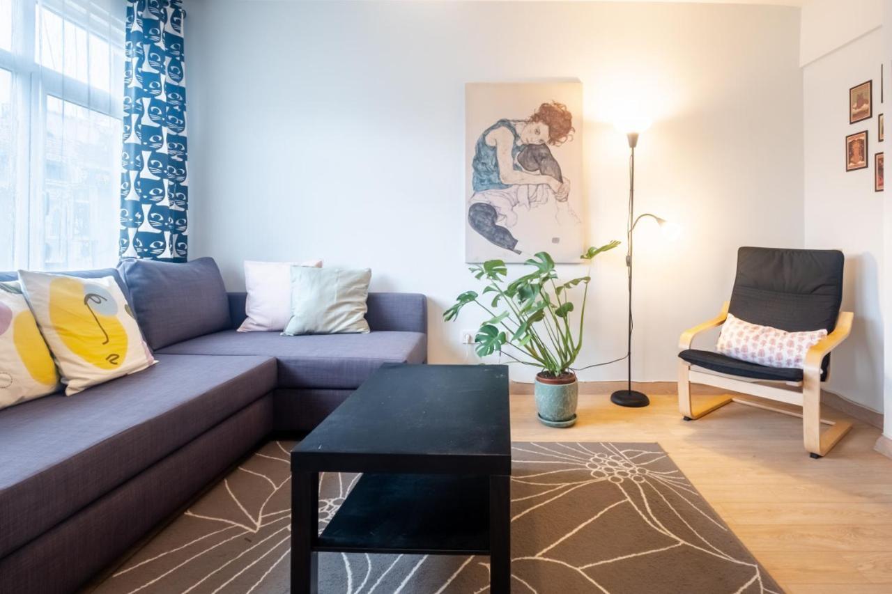 Flat With Balcony Near Bull Statue In Kadikoy Apartment Istanbul Exterior photo